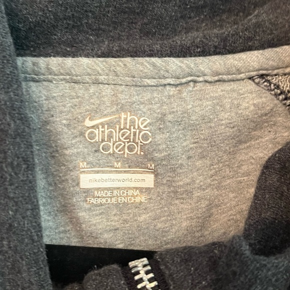 Nike jacket - Picture 5 of 8